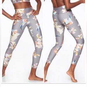 Athleta Elation Paradise Floral Print 7/8 Tights Leggings Size Small Like New